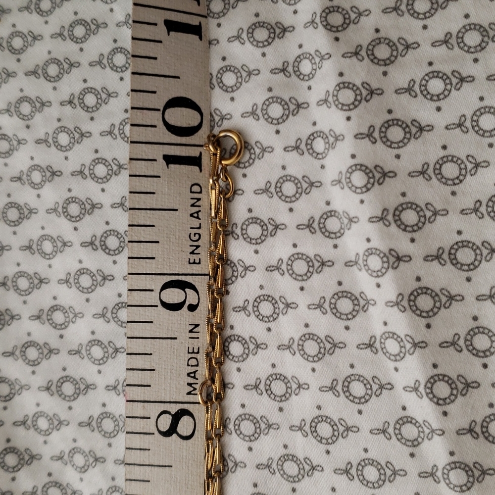 Reed and Barton Medalion Pendant Necklace - Picture 6 of 6